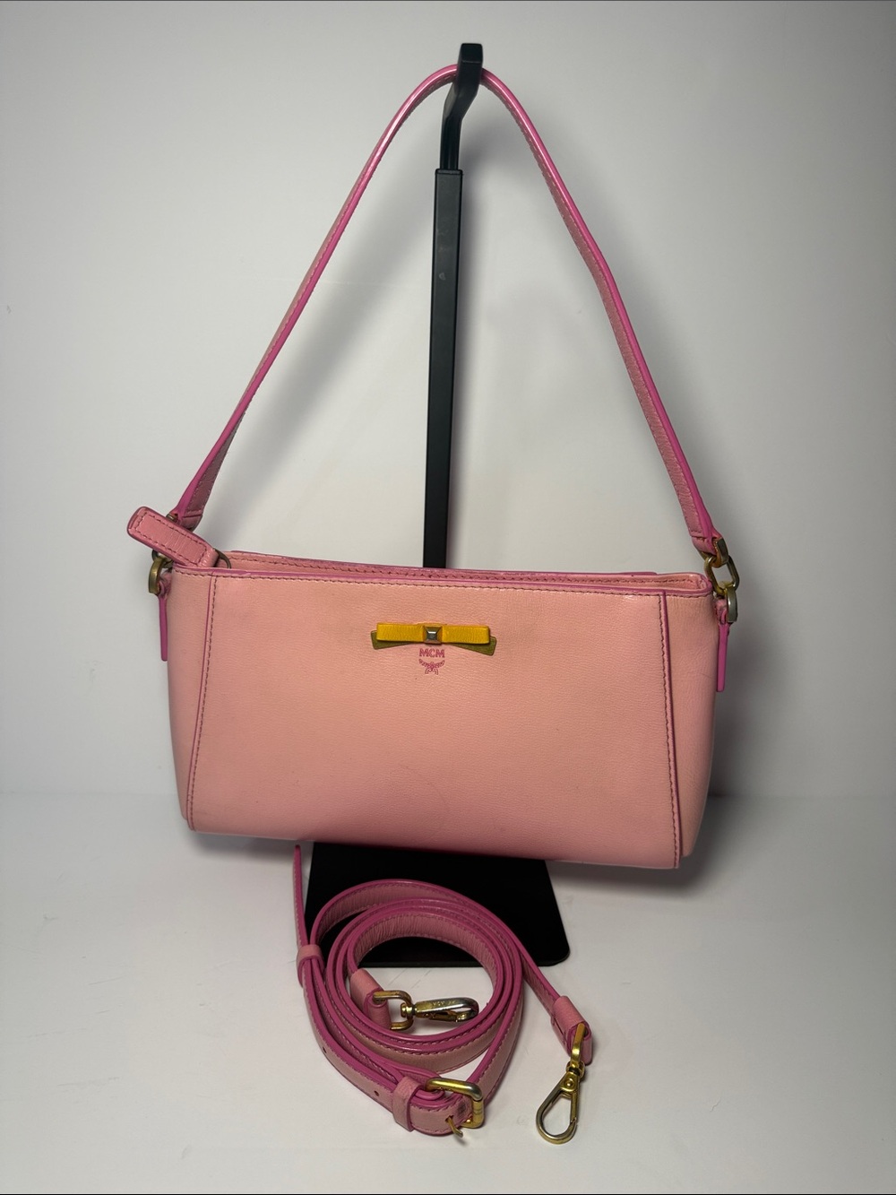 MCM Pink Leather Baguette Shoulder Bag | Bow Hardware Coquette Y2K - Picture 3 of 17
